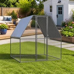 Enhance Your Outdoor Space with This Chicken Cage 2x2x2m
