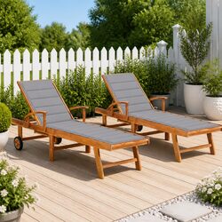 Stylish Outdoor Daybed Set: Teak Lounger with Cushion