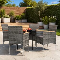 Elevate Your Outdoor Space with this Dining Set