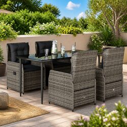 Transform Your Outdoor Space with This Stylish Dining Set