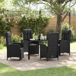 Enhance Your Outdoor Experience with This Dining Set