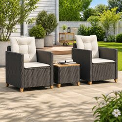 Stylish 3 Piece Outdoor Bistro Set for Relaxing Spaces