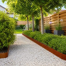 Enhance Your Garden with 10 pcs Corten Steel Lawn Edging