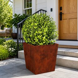 Stylish Brown Garden Planters Set for Your Outdoor Spaces
