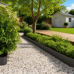 Transform Your Garden with 30 Steel Edging Pieces 20x103cm