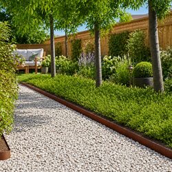 Garden Lawn Edging: 20 Piece Set for Outdoor Spaces