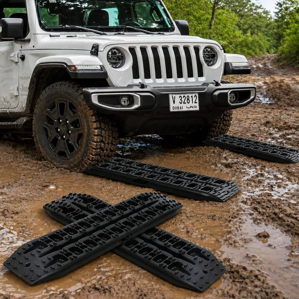 4WD Recovery Tracks 95cm Industrial Grade Reinforced Nylon Off-Road Traction Boards for Sand Mud Snow