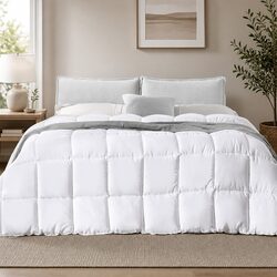 Bamboo Quilt King Size for All Seasons with Moisture Control