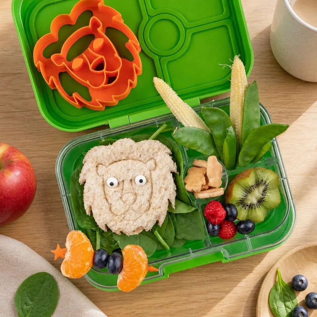 Sandwich Cutter Set Large Lion Paw Print Punch for Kids Lunch