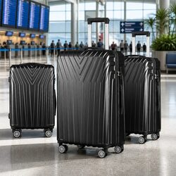 Stylish Hard Shell Luggage Set: Travel in Comfort