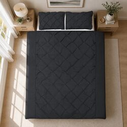 Transform Your Bedroom with a Stylish Queen Quilt Set