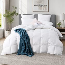 Cozy King Goose Down Feather Quilt for Winter Comfort