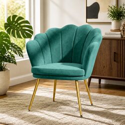Elegant Green Velvet Armchair with Scallop Shell Design